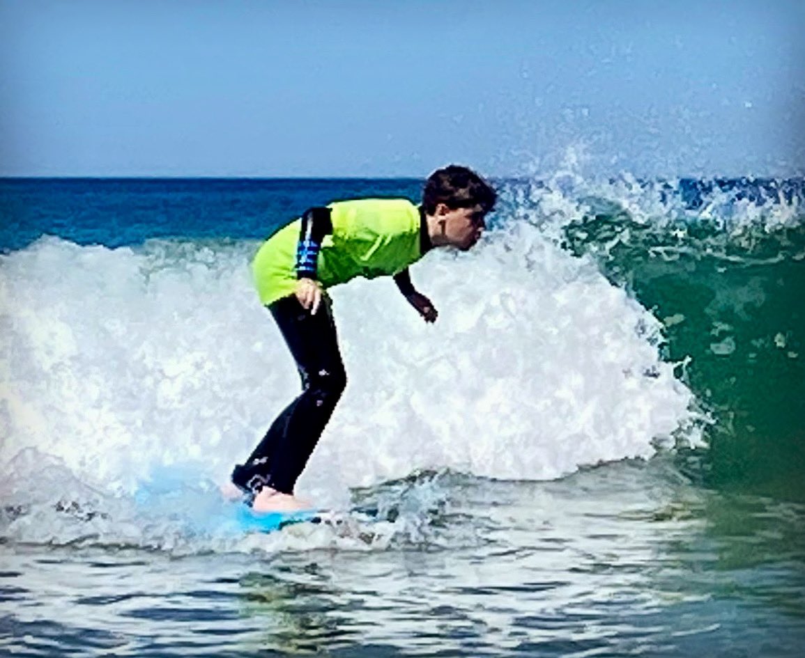 Fran_Gonzalez_P's tweet photo. Subido a la ola...#Curro #13AñosYa #FreeStyle #Surf #SurfLife #PlayaDeLaVictoria #Cortadura #Cadiz #Cadizfornia #OffShore #Mayo2024 https://t.co/WRm8Tn4jOL