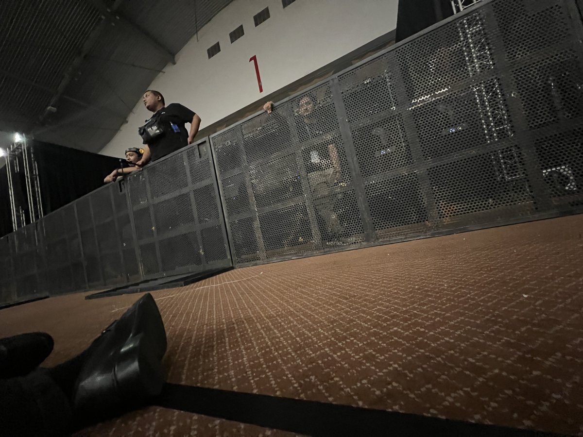 MichaJourney's tweet image. #PedeGeneral #AdaJalan #ManfaatkanCelahItu #Breks