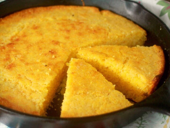 TroySoprano's tweet image. Cornbread #BreadPosting