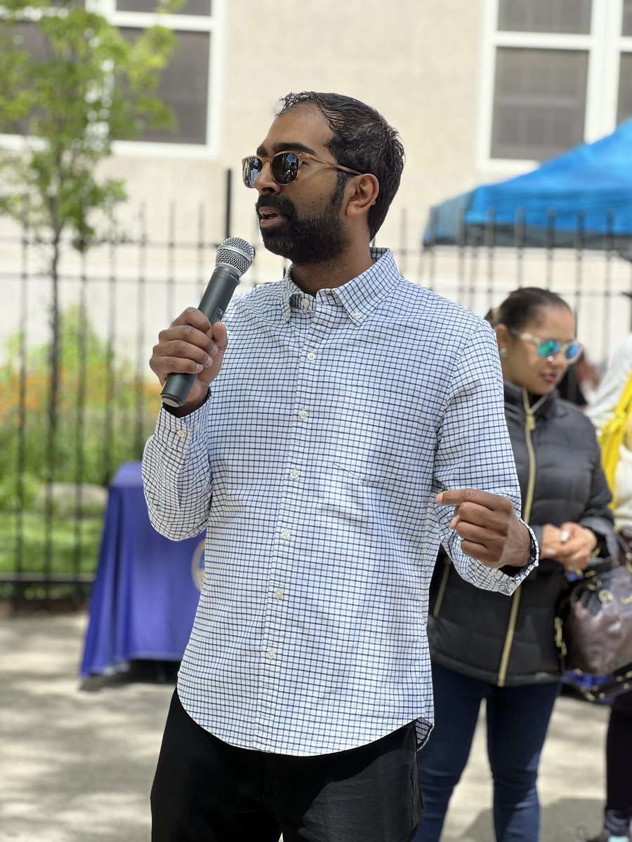 Thank you @voteshekar for your continued support of our Beacon Community Center at PS 149Q in Jackson Heights ❤️