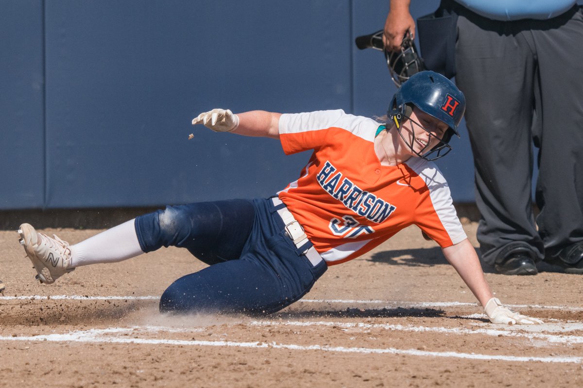 pinolaphoto's tweet photo. #4faves from a walk off winner for @HHSRaidersSB over Huntington North this morning. https://t.co/9r5ltxdRiI