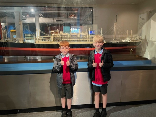 Y3 enjoyed their Trust Experience Trip with their friends from St Wilfrid's. The children had a ferry ride across the Mersey before having a picnic lunch in the sunshine. During the afternoon they visited The Maritime Museum and The Liverpool Tate Art Gallery @LT_Trust