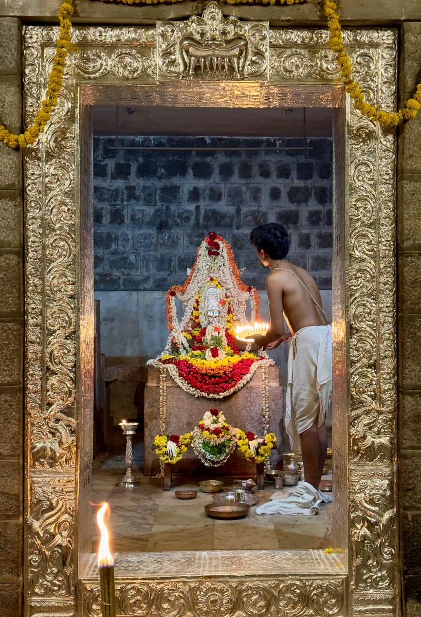 ಉಡುಪಿ ಸೋದೆ ವಾದಿರಾಜ ಮಠದ ಶ್ರೀಭೂತರಾಜರ ಹಾಗೂ ನಾಗದೇವರ ಸನ್ನಿಧಿಯಲ್ಲಿ ಅಕ್ಷಯ ತೃತೀಯಾದಂದು ಪುನಃ ಪ್ರತಿಷ್ಠಾ ವರ್ಧಂತಿಯ ಪ್ರಯುಕ್ತ ಕಲಶಾಭಿಷೇಕವನ್ನು ಶ್ರೀ ವಿಶ್ವವಲ್ಲಭ ತೀರ್ಥ ಶ್ರೀಪಾದರು ನೆರವೇರಿಸಿದರು. ರಾತ್ರಿ ಭೂತರಾಜರಿಗೆ ವಿಶೇಷ ಪೂಜೆ ನಡೆಯಿತು.