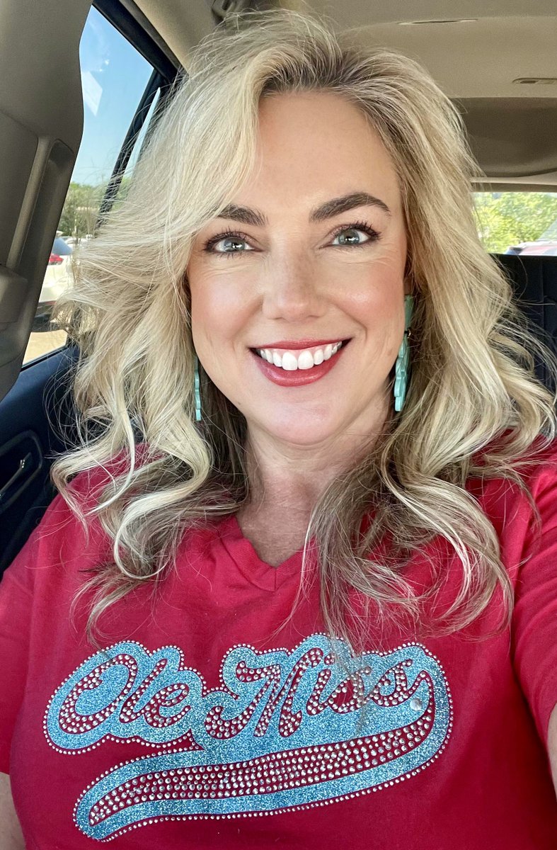 How I’m feeling today after @OleMissBSB beat #3 ranked @AggieBaseball last night!!!!❤️🩵💙 Let’s repeat today, Rebs!!! #HottyToddy #HYDR #AllSmiles