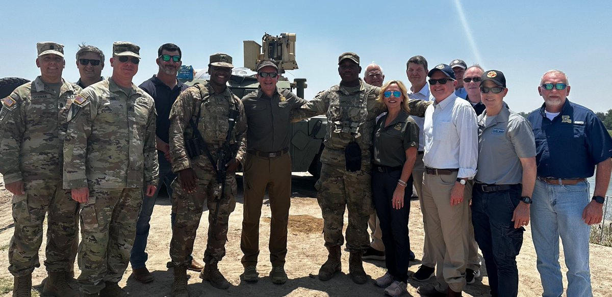 LA Gov Jeff Landry (@JeffLandry) visited the US-Southern border this week. Several legislators joined Landry on this trip--including Rep Chuck Owen (@realChuckOwen), Rep Gallé (@JayGalle), Rep Crews, Sen. Cathey (@stewartcatheyjr), and more

Follow @LAFirstStandard
#lalege #lagov