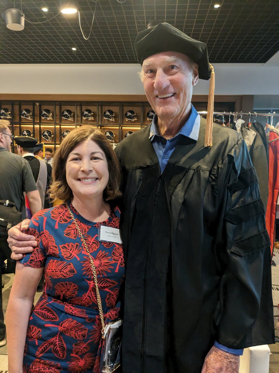 Had the chance to meet Craig T. Nelson at the @uarizona graduation last night. He gave a powerful message to the graduating class!