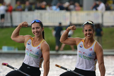 🛶#PiragüismoSprint World Cup Szeged🇭🇺

Final C2 200♀️

OROOOO 🥇 

🚀 Antia Jácome/ María Corbera se llevan la medalla de oro🥇 al ganar con una superioridad aplastante por más de 1 segundo y suman su segunda medalla🎖️del día