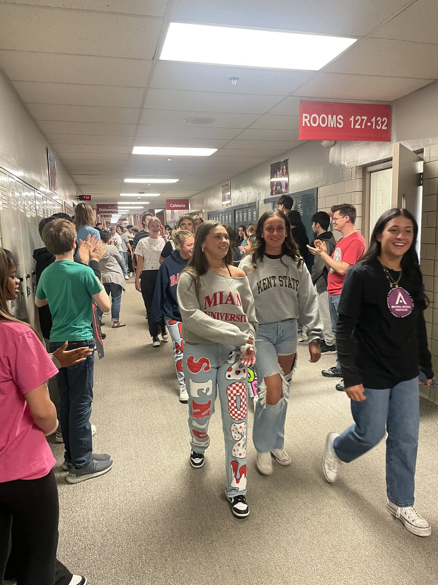 Stephanie Thomas tweet media