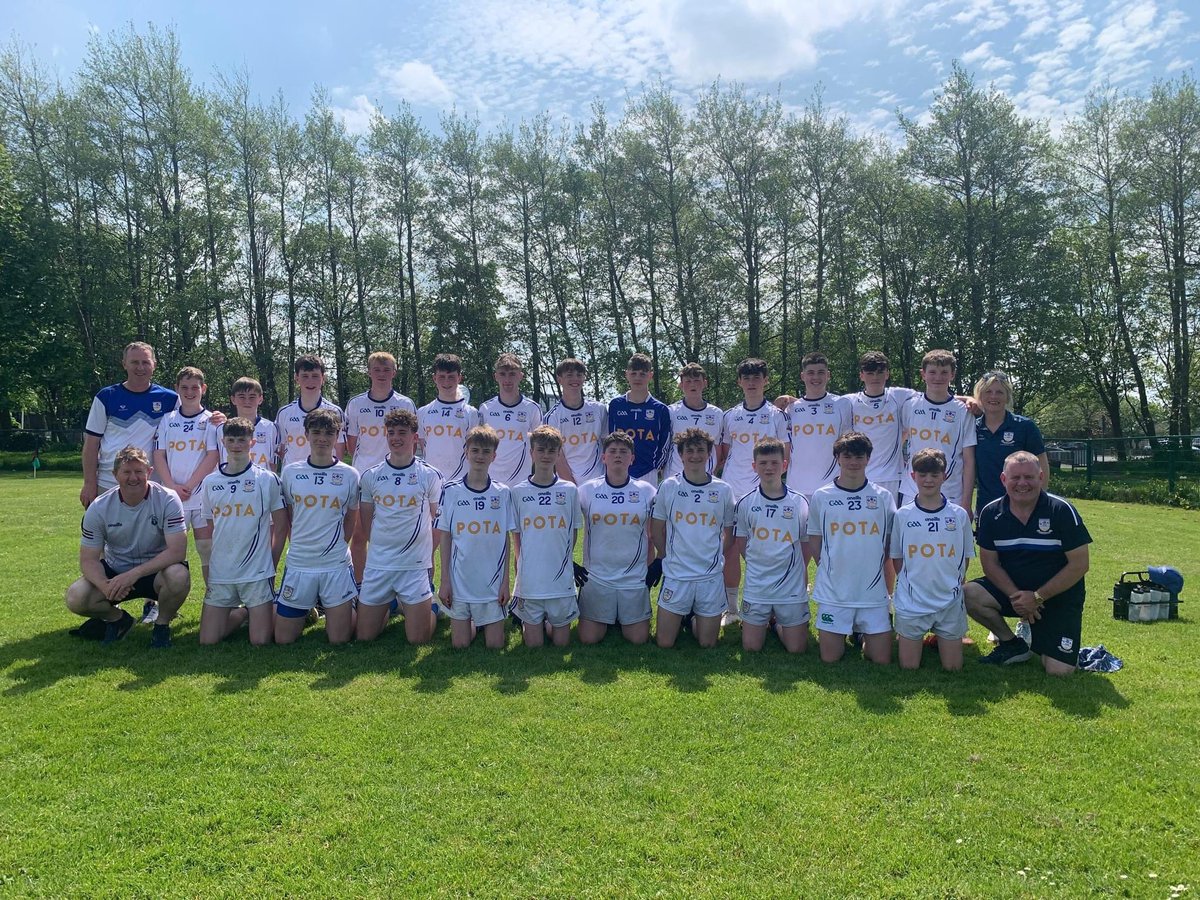 Comhghairdeachas leis an bhfoireann peile faoi 15 agus a bhfoireann bainistíochta.Toradh an tríú cluiche Féile faoi 15 - 🏆 Mícheál Breathnach:4:08 Bna Trá :0:7 Tá siad cáilithe don Chluiche Ceannais i Roinn 1 i Staid Thuama amárach 📍 2:45 pm i Staid Thuama 🤍💙🤍💙🤍💙🤍