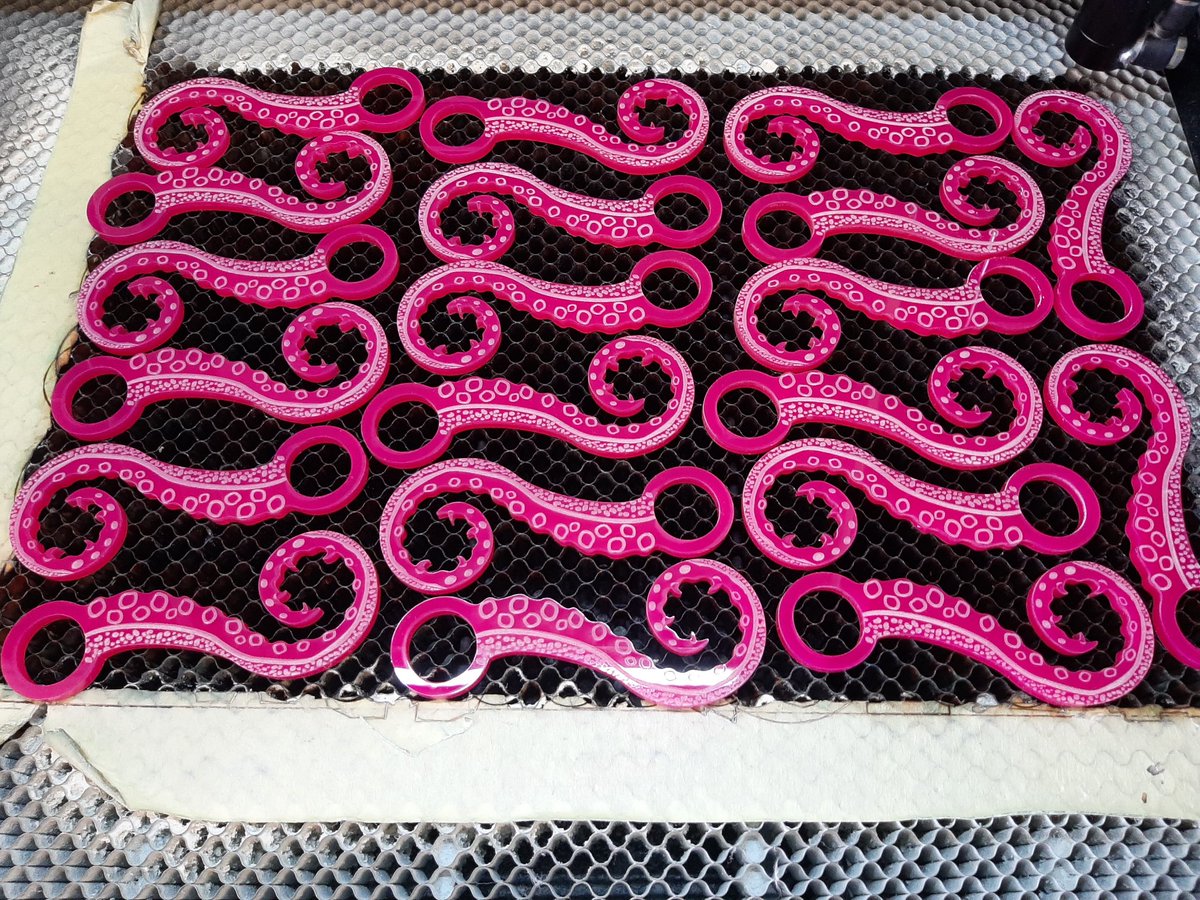Just finished lasercutting some tentacles for the Hyperspace Kraken for #FlickFleet.  Its always bittersweet: I'm proud of the etching design and shape I created, but it was a sheet of these little beauties that caused a fire and destroyed our first lasercutter :(