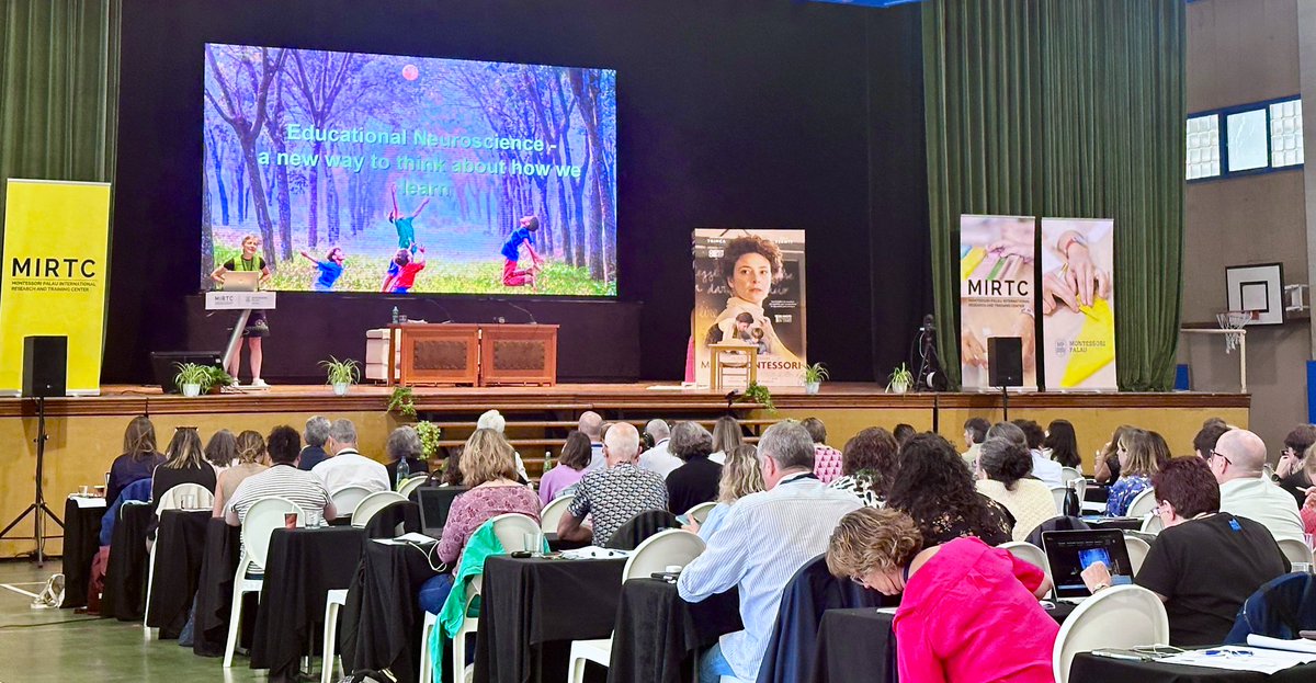 rispau's tweet photo. La sentència de @CathyJaneRogers: “Motivation is a superpower”.
Aprendre a l’escola, l’institut, la universitat… I aprendre a la vida.
#ISNE5 https://t.co/3tRKvtKPZ0