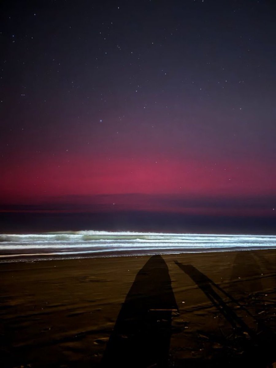 “Pinamar” Porque la aurora austral se vio hasta en las playas de Pinamar.