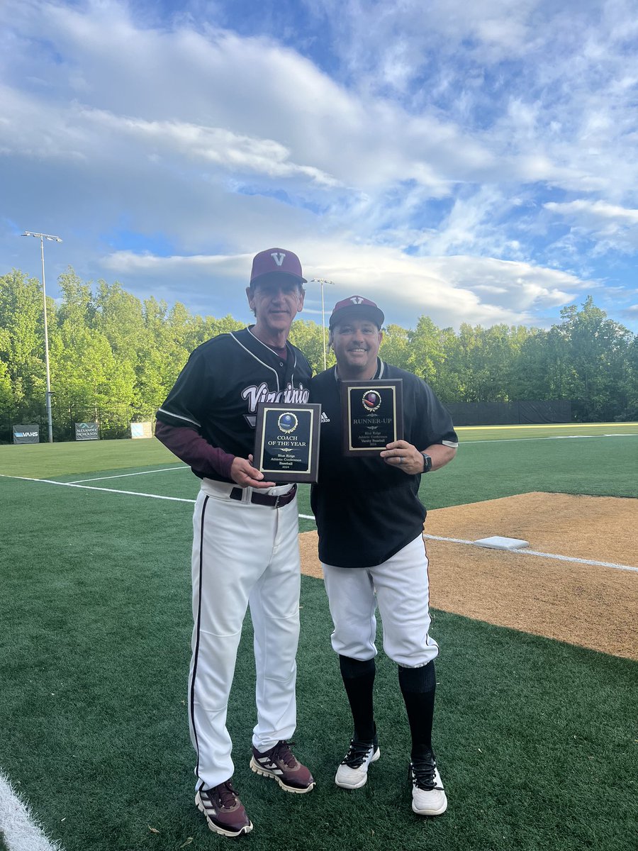 VES lost in the conference championship last night but left with a couple awards, Sam Hurt was conference player of the year, and Roger Keeling repeats as coach of the year!! On to state tourney next week!! 💪💪⚾️⚾️