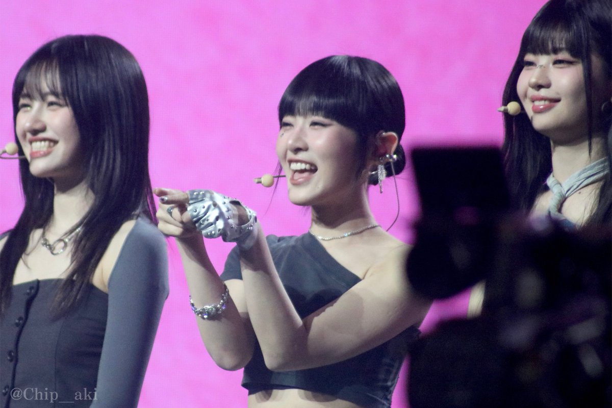 ME I ミーアイ 櫻井美羽 KCON LA ビハインドフォト｜Yahoo