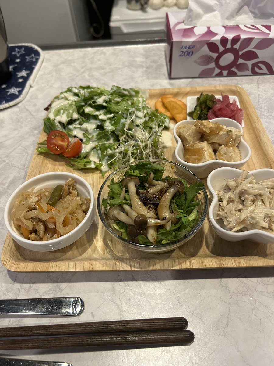 yoshitomo141's tweet photo. 月一の #Karip へ。
安定の美味しさ🍝😋
いつも野菜だけでこんなうまいのすごいなぁと感心します👍
#Karip #京橋 https://t.co/sPOM5pj3Eh