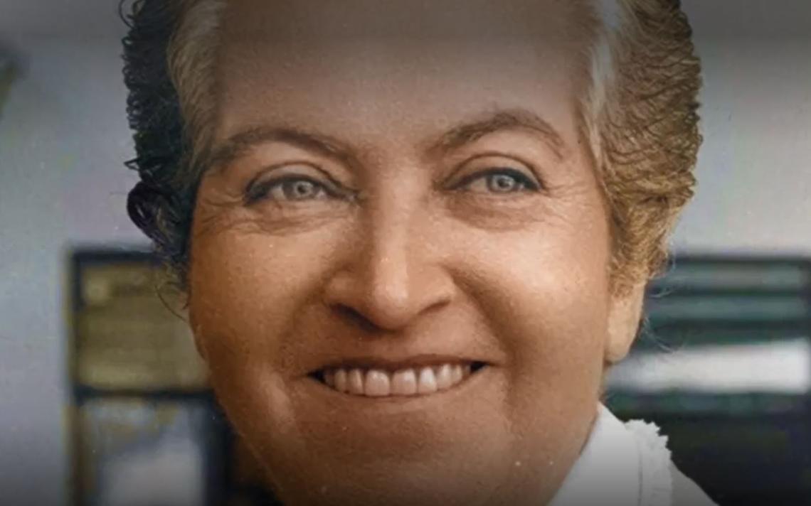 A un paso de convertirse en ley quedó el proyecto que declara el 7 de abril de cada año, como el Día de Gabriela Mistral en Chile. 
Esto, luego que la Sala del Senado aprobara en forma unánime la iniciativa en los mismos términos en que lo había hecho la Cámara de Diputados de 🇨🇱