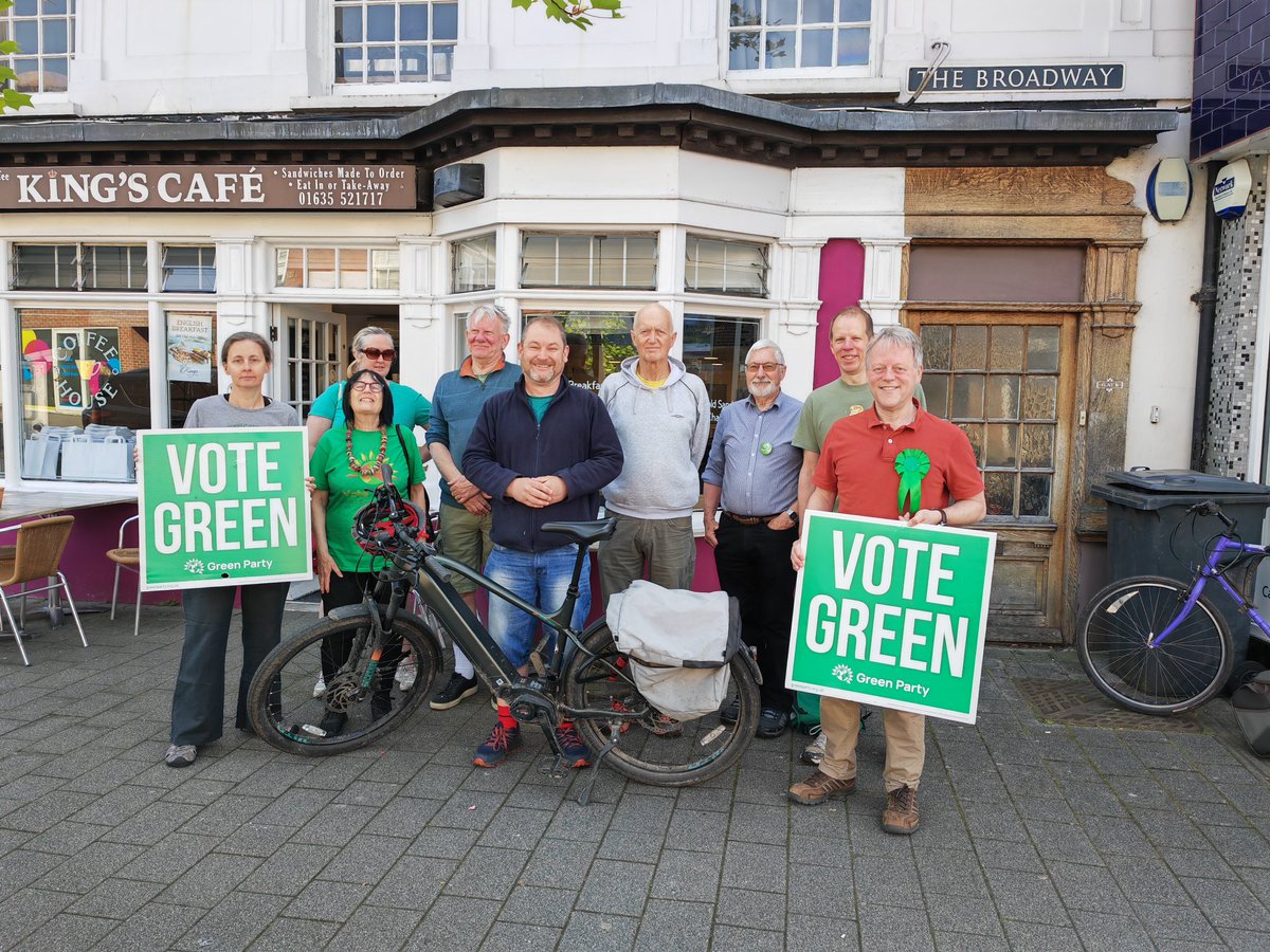 Breakfast at #KingsCafe before rolling out my latest leaflet across the constituency. It's time for a compassionate, present & community focused @TheGreenParty MP here in #Newbury Fantastic response from residents in #Speen, #ClayHill & #Lambourn #WantGreenVoteGreen