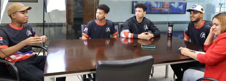 ElDia_do's tweet image. Estudiantes de SC que ganaron un concurso de la NASA son un vivo ejemplo de cómo el estudio lleva al éxito eldia.com.do/estudiantes-ga… 
#PeriódicoElDía #Armstrong #Loyola #nasa