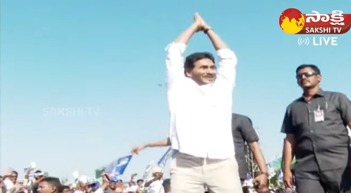 Allu_Bhai_'s tweet image. #Siddham from Ayaan fans 🇱🇸