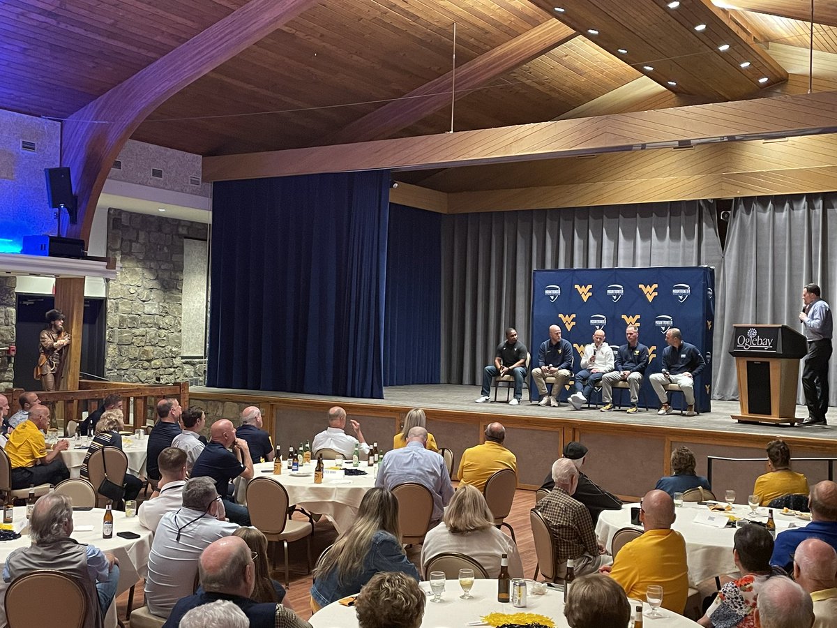 The best way to kickoff the weekend! We loved visiting Wheeling last night for stop number five! Next up➡️ Charlotte, NC We can’t wait to stop at our new addition on Monday. Get your tickets at WVUMAC.COM/EVENTS - Let’s Go!