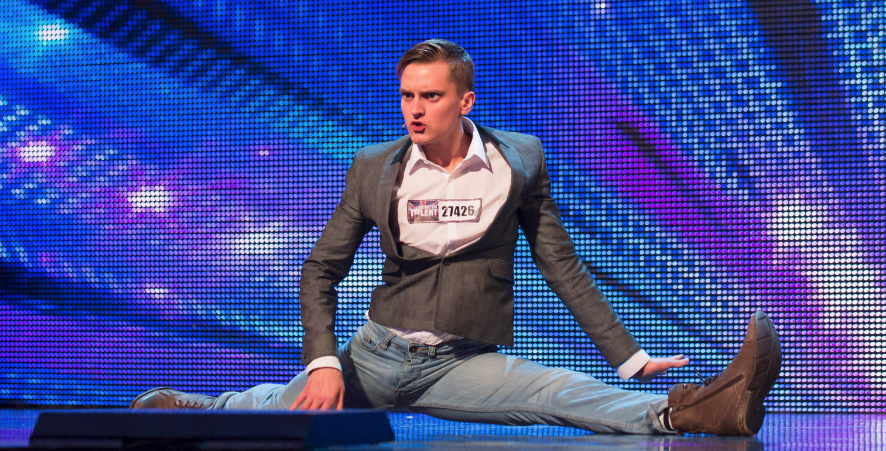 Britain's Got Talent impressionist Phil Green has amazing new body and huge career change 11 years later #BGT ok.co.uk/tv/britains-ta…