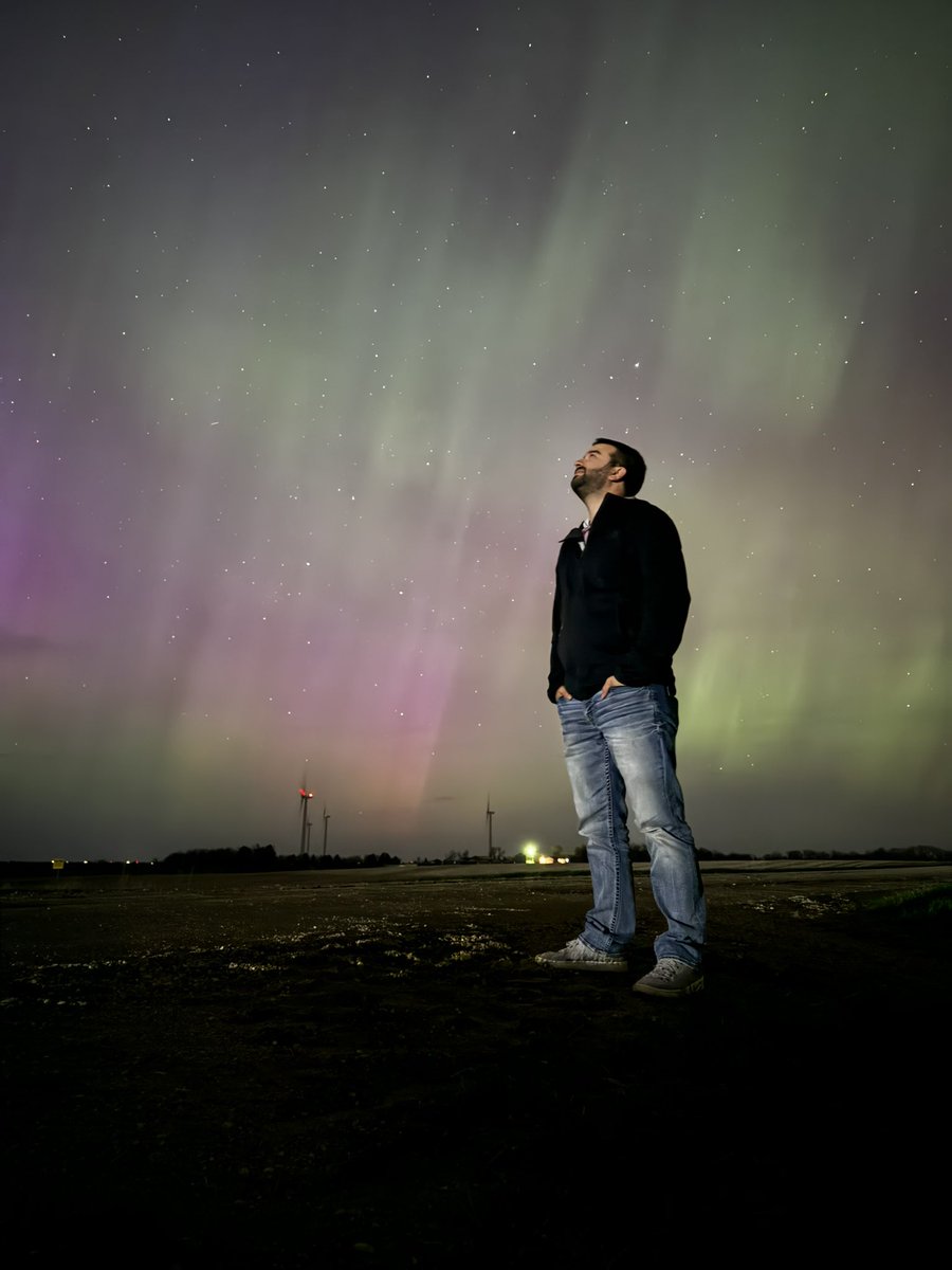ThisIsJustinG's tweet photo. Look at this amazing photo of #Auroraborealis taken with my #iphone15Pro.  No filters, only a long exposure. Unreal! https://t.co/Cd1K9AJ38z