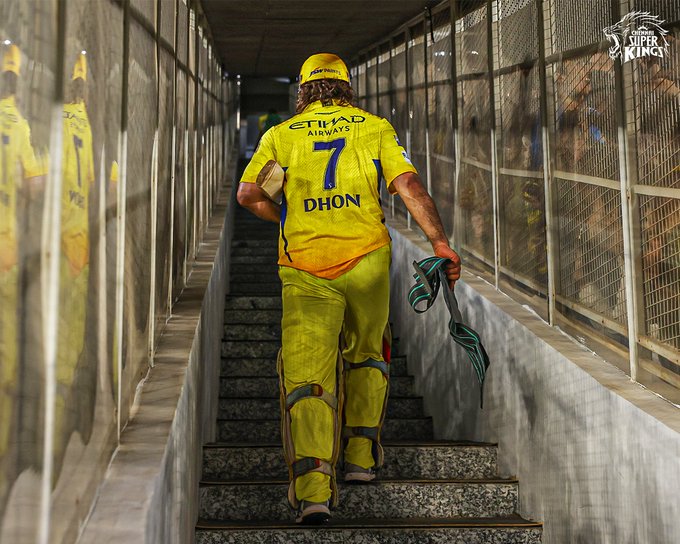 A Hero! ⭐️  📹 Credits: Twitter/ChennaiIPL