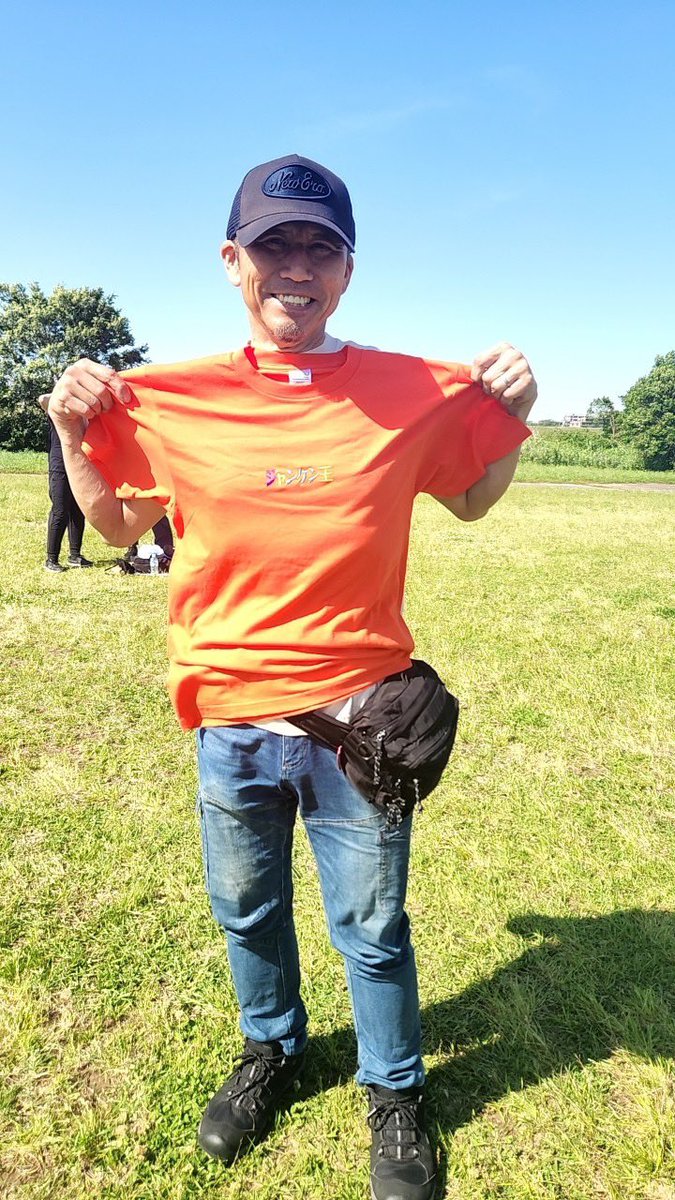 Molkky_Throwing's tweet photo. 第8回板橋モルックジャパンカップにご参加いただいた皆様お疲れ様でした‼️
日焼けがヒリヒリです☀️
そんな晴天の中行われた白熱の決勝戦を制したのは…
エンジョイM太郎さんです✨
優勝おめでとうございます㊗️🏆
本日は皆様ありがとうございました😊
次回大会も是非ご参加ください‼️ https://t.co/N6aQlWYXFf