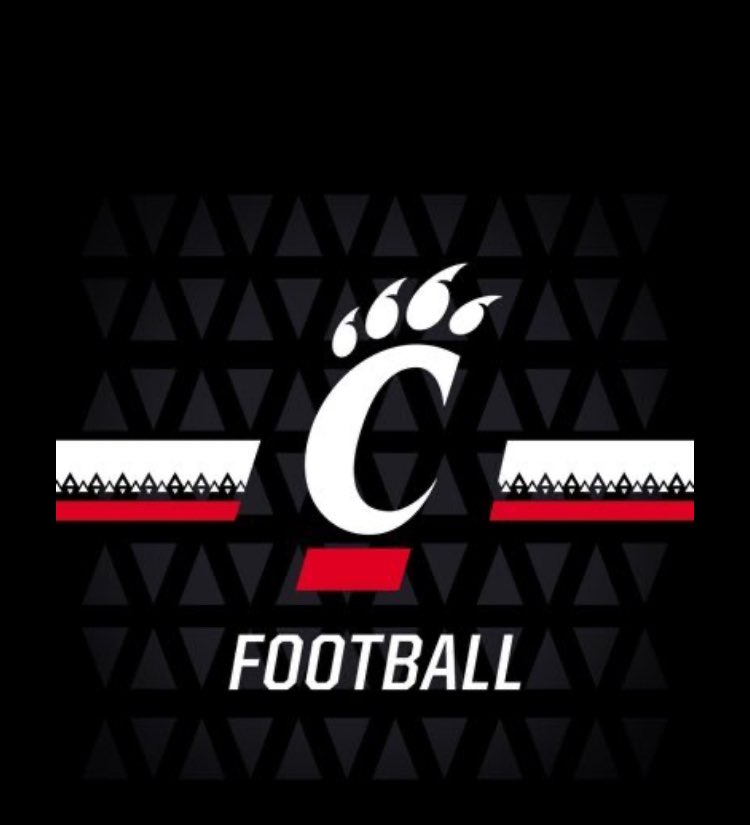 Thanks to @CortBraswell from @GoBearcatsFB for stopping by to recruit @NCHSTrojanFB! #GoTrojans