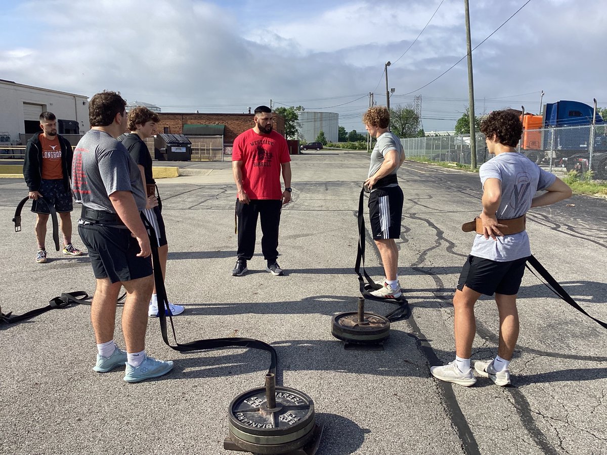 vvvathletics's tweet image. Took this group to get some knowledge @WESTSIDEBARBELL 
The work continues.
#conjugate system 
#wrestling #MMA #football #bjj #Lax #Athletics