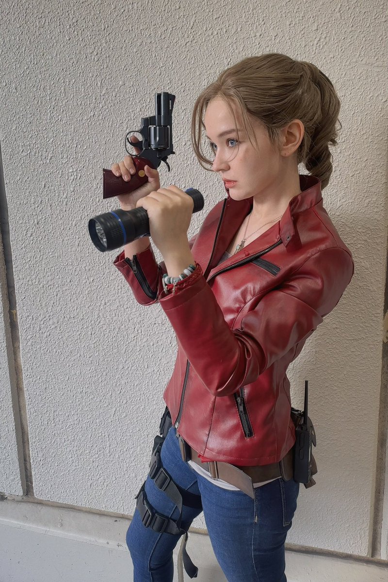 Resident evil re 2 _ Claire Redfield ✅
#ResidentEvil2Remake #cosplay