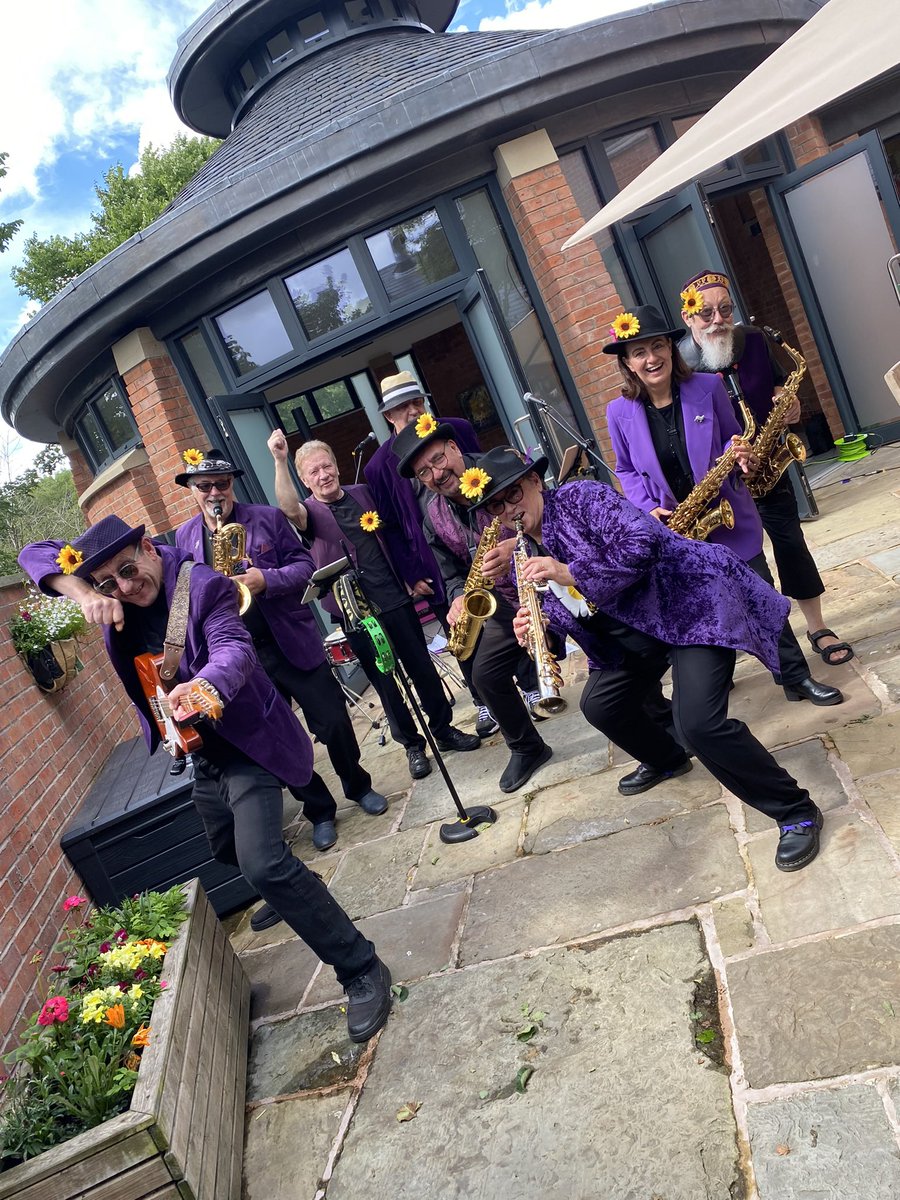 blowjangles's tweet photo. Catch us tonight at #Penwortham Live. We’re playing at St Teresa’s Parish Centre (PR1 0DS) at 10pm.
Come and join us for some fun and frolics! And a whole lotta ska!
#letsjangle #enjoyyourself #hirethehorns https://t.co/5Ef6wz4S9J