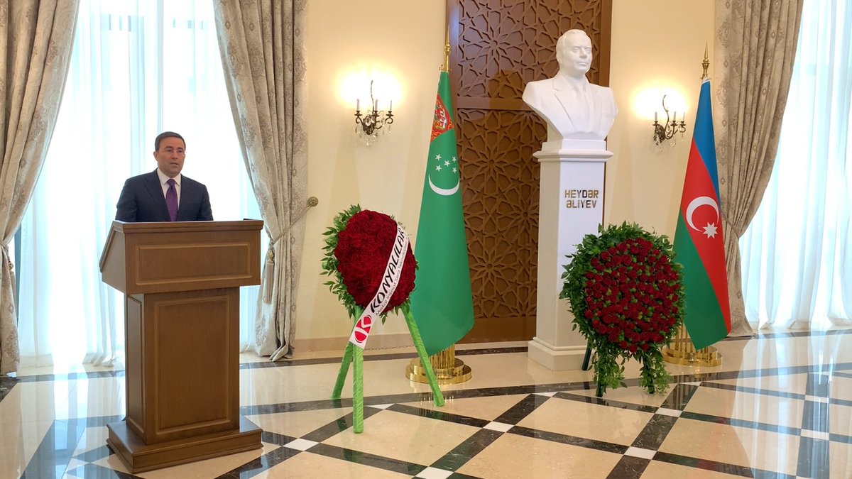 Haydar Aliyev Doğumunun 101. Yılında Türkmenistan'da anıldı. trtavaz.com.tr/haber/tur/avra…