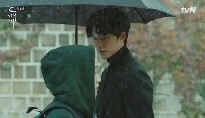 I am one of those people who will never get tired of rewatching Goblin.

Goblin will ALWAYS be my all-time favorite! ✨ 🍁🕯️🧣🗡️

#bingewatching #kdrama #weekend #KimGoEun #GongYoo #Goblin #LeeDongWook #GrimReaper #saturday