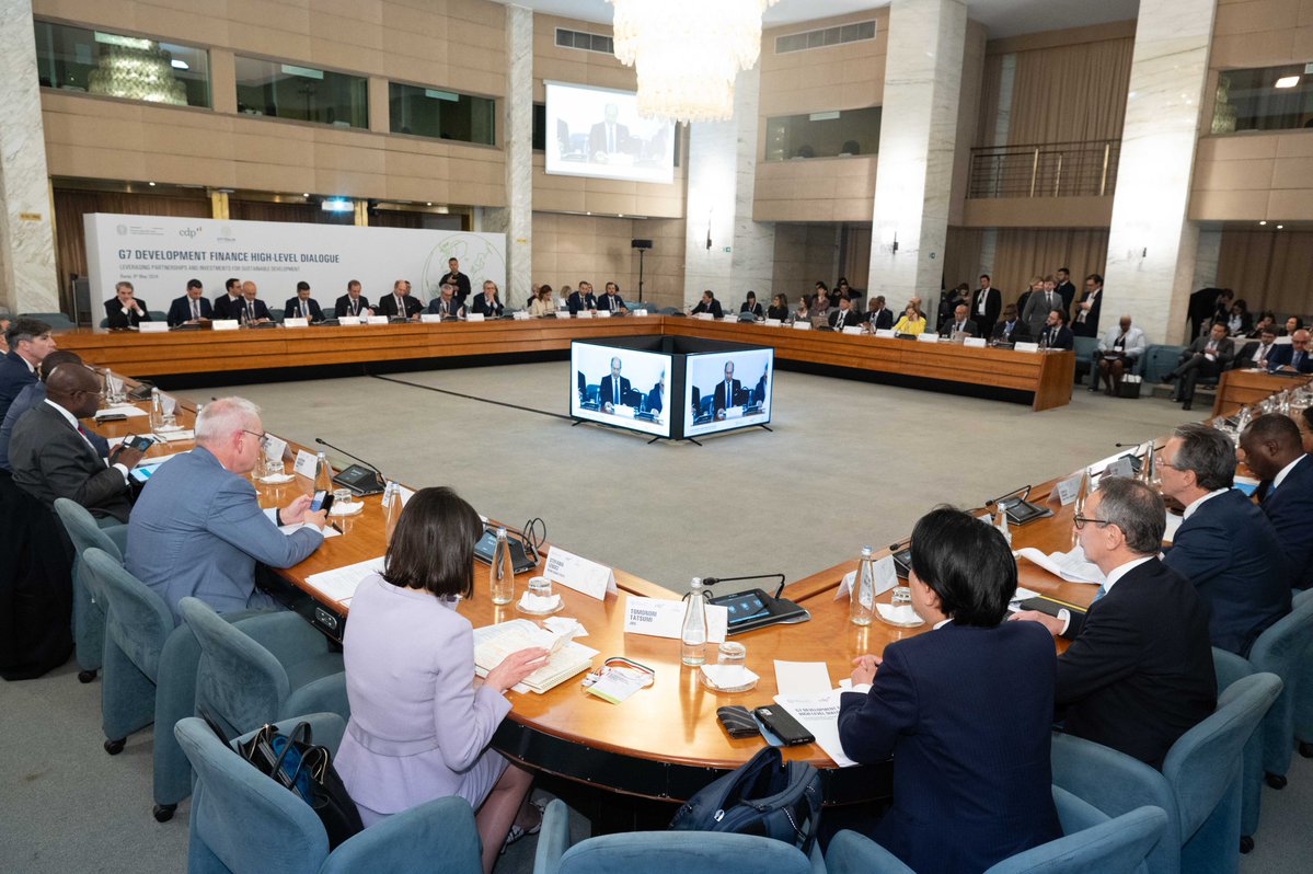 enricopetro's tweet image. Successful @G7 Development Finance High-Level Dialogue organised by
@GruppoCDP at @ItalyMFA in Rome with key leaders from G7, African & International Finance Institutions to foster partnerships and investments for #SustainableDevelopment in Africa cdp.it/sitointernet/p… #G7Italy