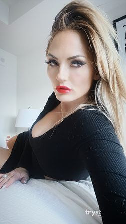 Don&rsquo;t miss chance to meet me! Off to La next!!! Hit me up here or therealvenusxxx@protonmail.com https://t<a href="/tag/tbt"class="tags"><span>#tbt</span></a>