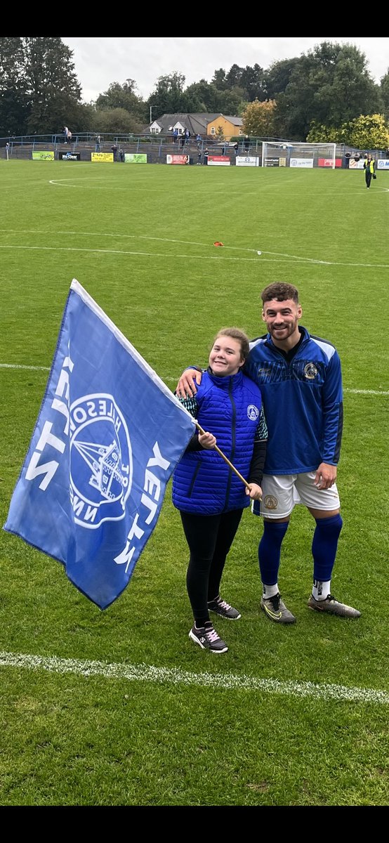 Happy Birthday to the legend that is @Kieren_Donnelly Hope you have a good one 🥳🍻🥳🍻 #uptheyeltz