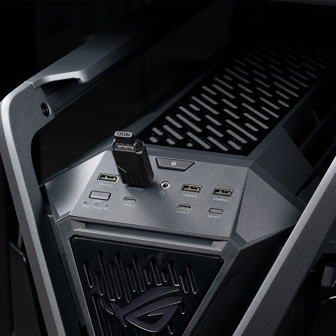 ASUS_ROG's tweet photo. Conquer with the exclusive design of the #ROGPollingRateBooster!🖱️ ​

Allowing you to hook it up whichever way you want. ​How would you connect yours?😉👇🏻​
Wireless FTW 
Wireless with an extender 
Wired all the way 

Join the giveaway👉 https://t.co/jdrxt6NEon https://t.co/X1aD3bkOcr
