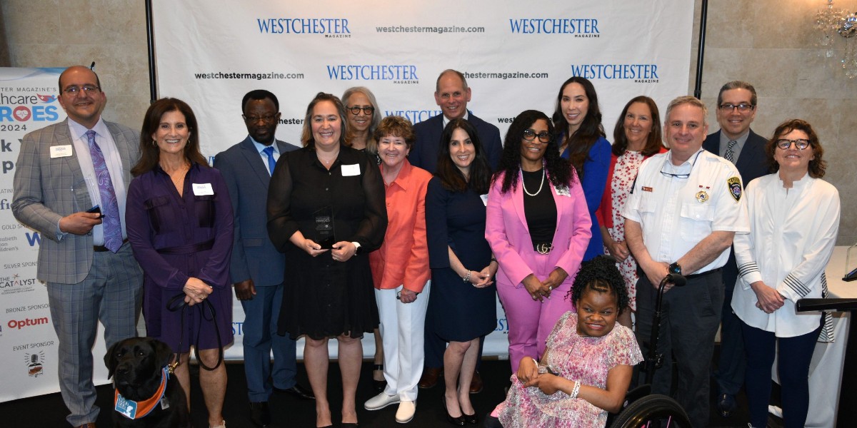 White Plains Hospital congratulates Dr. Gary Zeitlin, Director of Infectious Disease, who has been named a 2024 Healthcare Hero by @westchestermag and was recently honored at the publication’s 11th Annual Healthcare Heroes Awards!