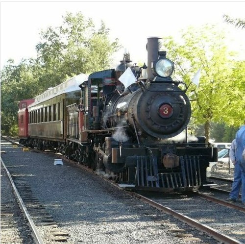 Celebrate #NationalTrainDay with Steve Schneickert @regalagent who recalls the Hollywood History of Railtown 1897 State Historic Park in the historic California gold rush town of Jamestown. Podcast: big-daily-blend.podbean.com/e/railtown1897/