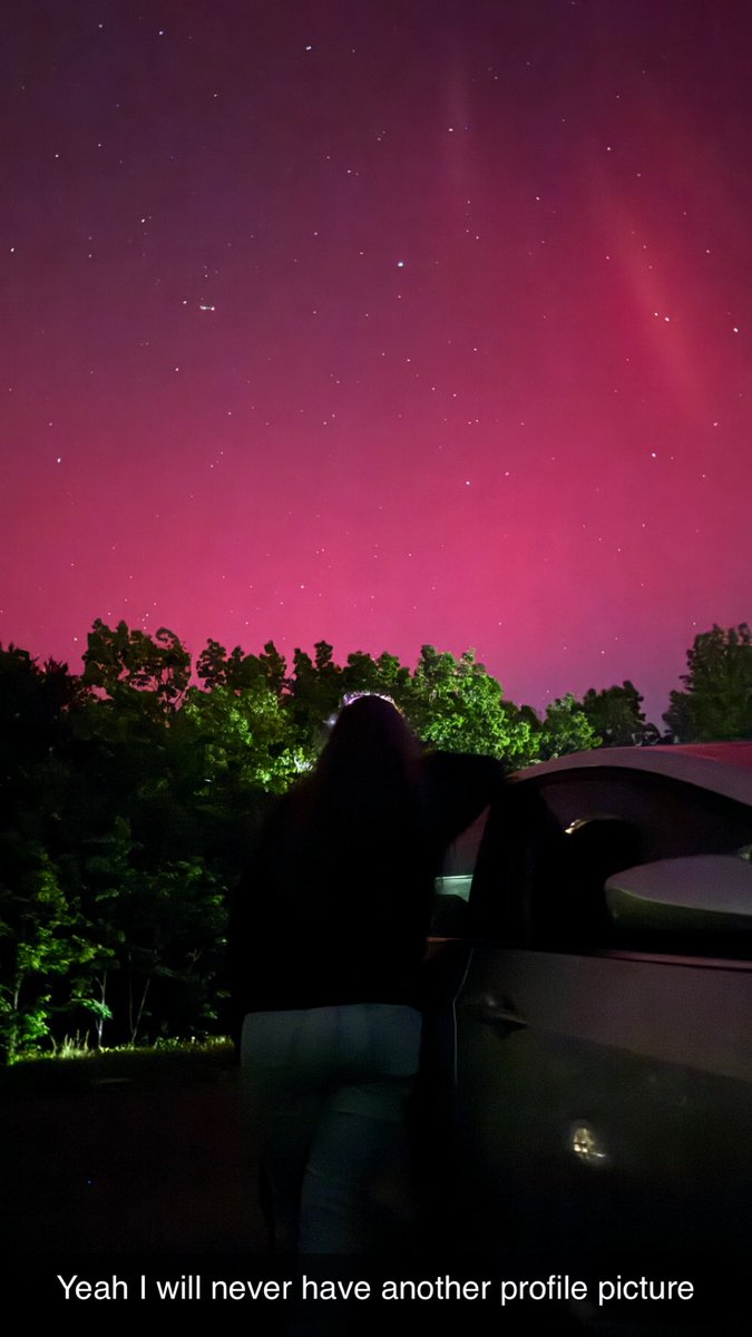 Legit, one of the coolest things I’ve ever seen in my life 😭. Here is me, with aurora borealis✨