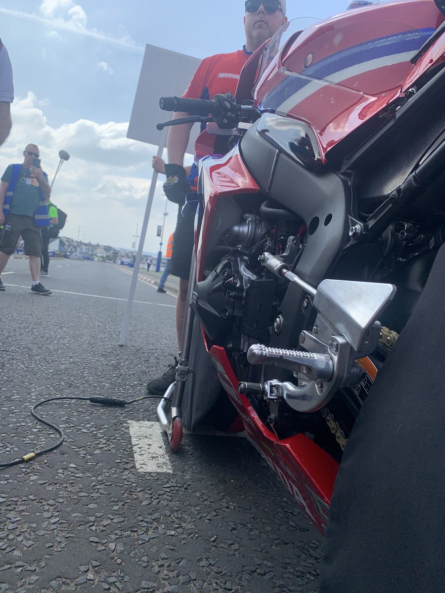 Almost time for another go 👊 #HondaRacing #Fireblade @northwest200