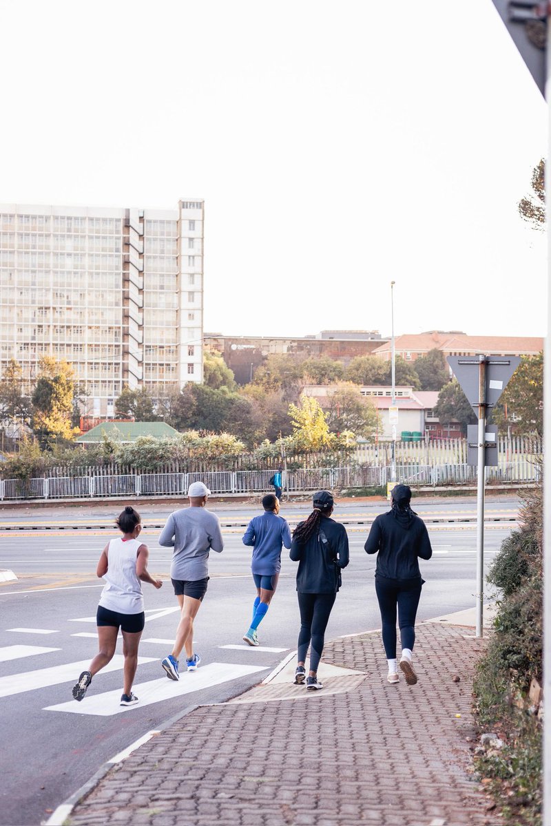 Tiego_Modisa's tweet photo. RUNNING.

@BraamfieRunners 🫶🏾 https://t.co/0apXgIR9dP