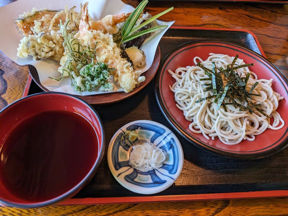 名前が読めない
お蕎麦屋へ🤣
　
教えて下さい😊

九重‥‥
花天ざる‥
うまいやん（笑）

#館山
#蕎麦屋