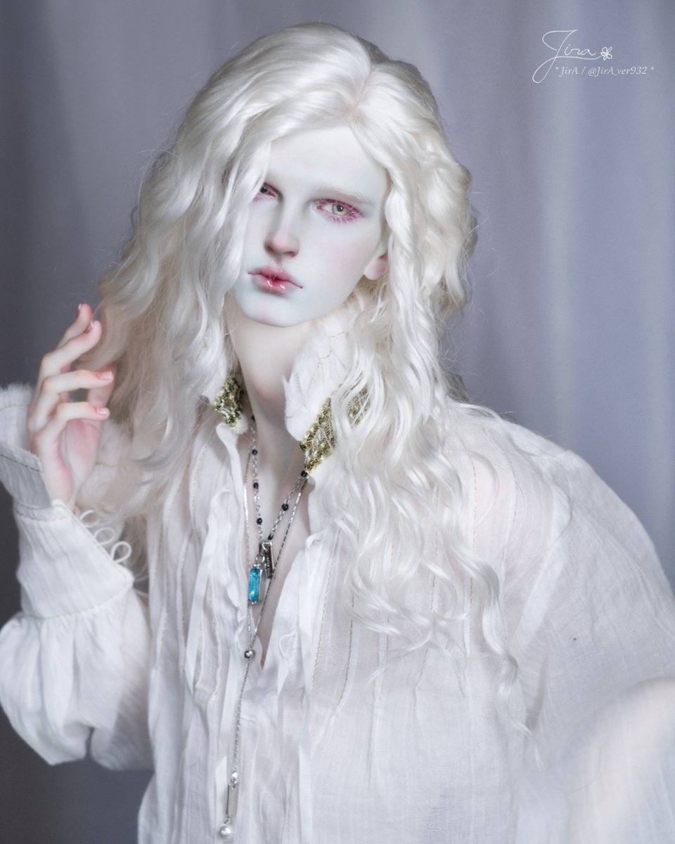 JirA_ver932's tweet image. Anima出品子(ホワイト肌)。
真っ白な肌とバラ色の粘膜、青い毛細血管。白を強調するように塗って、アルビノ風じゃなく、アルビノそのものを目指した子。
IOSのホワイト肌は純白手前のミルク色。ホワイト肌のLLTボディだとそこそこ色差があります。

#MIDORI_shop #iosdoll