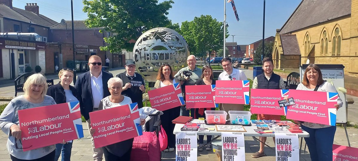 Some of team #Northumberland out in #Blyth today talking to residents about Council and General election. Lots of positive support and @ScottDickinson0 was talking to some business owners about other issues in the town and has plans to further engage. Everyone up for @UKLabour 🌹