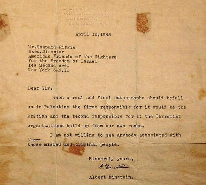 ¿Qué le dijo el JUDIO ✡️ Albert Einstein al líder sionista de 🇺🇸 EE.UU. Shepard Rifkin, en respuesta a su petición de apoyo? 📨'Estimado señor: Cuando una catástrofe real y final caiga sobre nosotros en Palestina, el principal responsable por ésta será Gran Bretaña, y el
