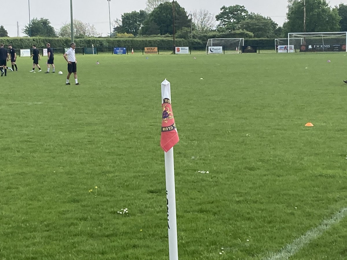 45 minutes to kick off and the two sides are out warming up for todays Fountain Trophies Cup Final