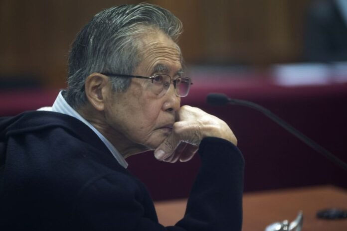 El expresidente peruano Alberto Fujimori, de 85 años, informó que le detectaron un nuevo tumor maligno, razón por la cual empezará un nuevo tratamiento. #11May