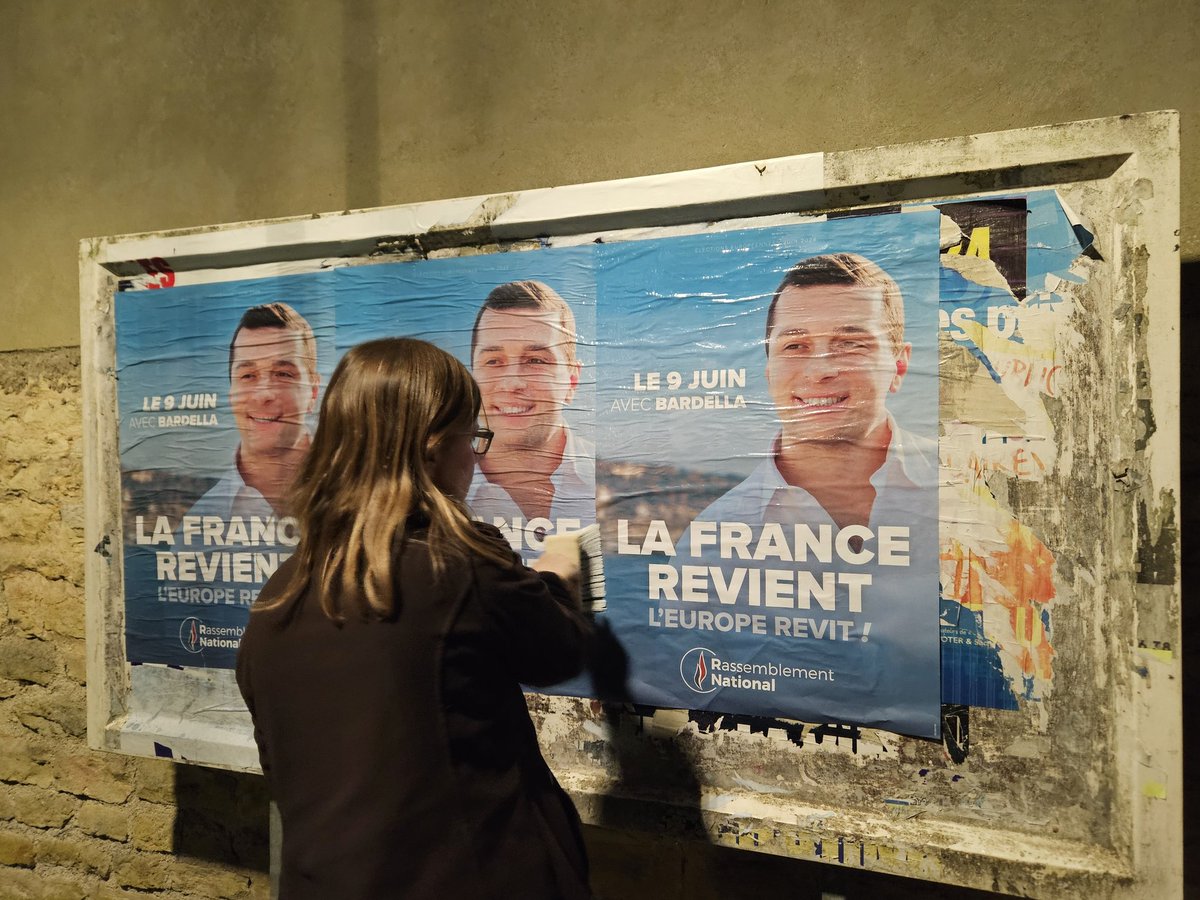 Collage à #chaumont pour @J_Bardella
#VivementLe9Juin 
#electionseuropeennes2024 
#européennes2024 
#hautemarne